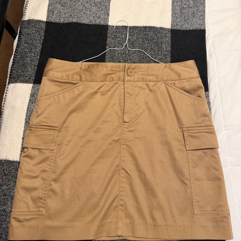 Banana Republic Khaki Buttoned short Skirt